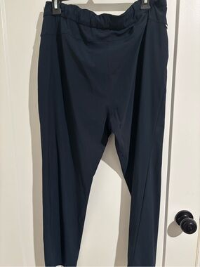 Viori Women's Navy Stretch Tapered Pants